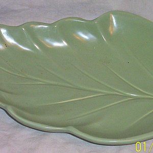 Quon Quon vintage green leaf serving platter Sage color